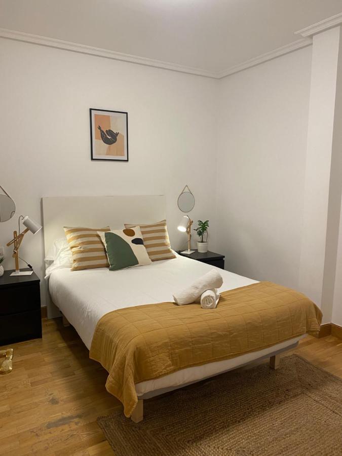 Apartamento Amplio Y Central A Pie De Playa La Concha 圣塞瓦斯蒂安 外观 照片